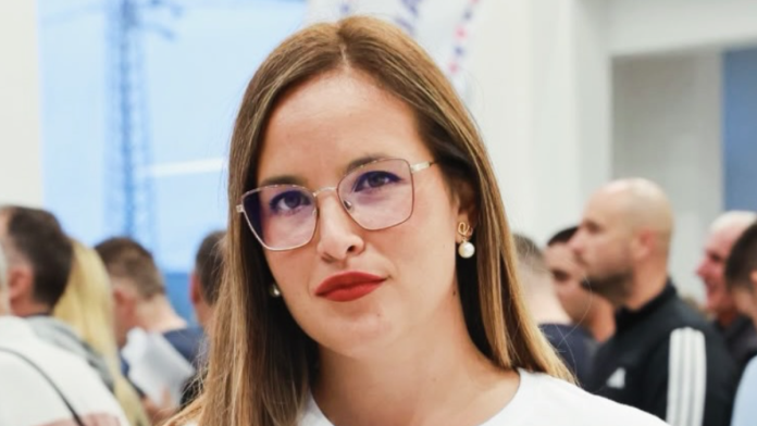 pavkov-o-napadima-na-porodicu-milosa-vucevica:-“ocigledno-je-mnogo-lakse-da-se-sedi-iza-ekrana-telefona-ili-racunara-i-da-se-kucaju-uvrede”