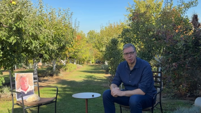 “dijalog-sa-kamenom-za-kupus”-vucic:-“zeleo-sam-da-razgovaram-sa-svima,-koliko-god-sam-pozivao,-odgovor-je-bio-vucicu-na-ignor-si”-(video)