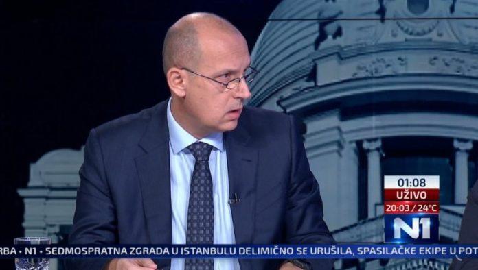 “dajte-mi-dokaz”-loncar-razbio-pricu-o-masovnom-odlasku-lekara:-ako-je-za-deset-godina-otislo-1.000,-to-je-maksimum