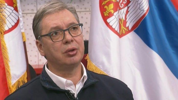 (video)-“ujedinjeni-za-srbiju!-vidimo-se-u-kragujevcu!”-vucic-pozvao-gradane-na-danasnji-skup-sns,-prisustvuje-i-tomislav-nikolic