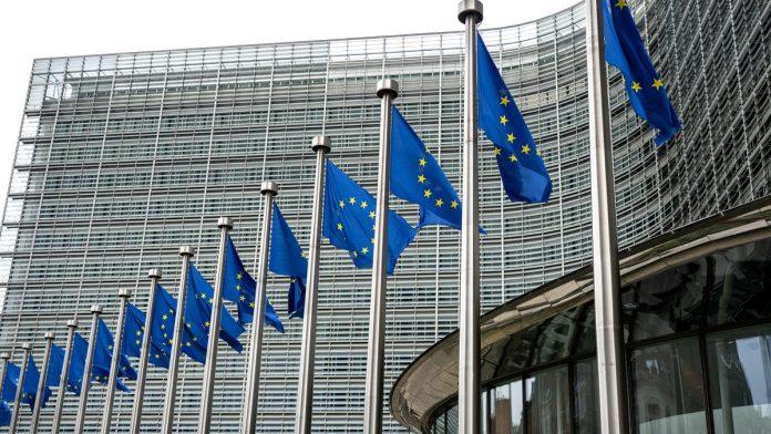 preokret-na-trzistu:-eu-preuzima-direktnu-kontrolu-nad-kripto-i-berzama,-ali-je-nemacka-uspela-da-spasi-svog-giganta