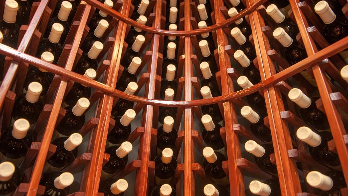 lopovi-iz-vinarije-u-italiji-odneli-30.000-boca-vrednih-5-miliona-evra lopovi-iz-vinarije-u-italiji-odneli-30.000-boca-vrednih-5-miliona-evra