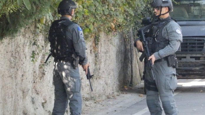 pristina-ima-neverovatan-nacin-za-pokretanje-postupaka-protiv-srba:-stizu-im-na-adrese-preko-trecih-zemalja,-imaju-i-tajne-licne-podatke-(video)