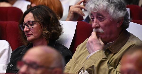 supruga-vujosevica-na-ivici-suza,-profesor-koprivica-je-ogolio-portet-velikana-kosarke:-dule-pati,-saoseca,-ali-pokusava-da-sakrije…-/video/ supruga-vujosevica-na-ivici-suza,-profesor-koprivica-je-ogolio-portet-velikana-kosarke:-dule-pati,-saoseca,-ali-pokusava-da-sakrije…-/video/