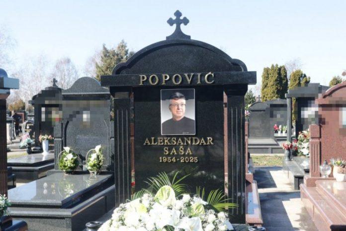 potresne-scene-na-grobu-sase-popovica-kidaju-dusu-–-pogledajte-sta-je-osvanulo-na-vecnoj-kuci!