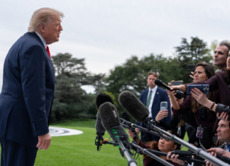 Трампова администрација покренула истрагу против пет највећих телевизијских мрежа Трампова-администрација-покренула-истрагу-против-пет-највећих-телевизијских-мрежа