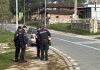 POSVAĐAO SE SA ROĐAKOM, PA POBEGAO Policija ga ubrzo pronašla, pa u automobilu zatekla PIŠTOLJ pun METAKA: Uhapšena dvojica muškaraca u Žabljaku posvadao-se-sa-rodakom,-pa-pobegao-policija-ga-ubrzo-pronasla,-pa-u-automobilu-zatekla-pistolj-pun-metaka:-uhapsena-dvojica-muskaraca-u-zabljaku