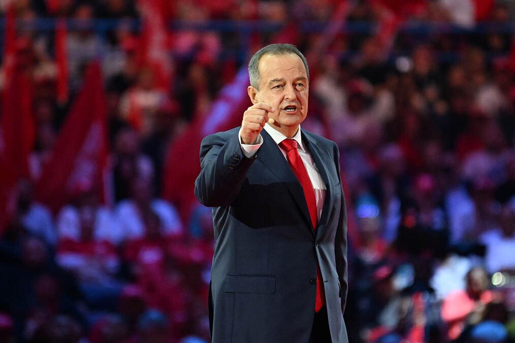 dacic-na-skupu-u-beogradu:-takozvana-studentska-lista-je-prevara,-blokaderi-nemaju-podrsku-gradana! dacic-na-skupu-u-beogradu:-takozvana-studentska-lista-je-prevara,-blokaderi-nemaju-podrsku-gradana!