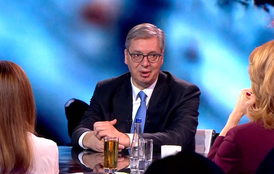 vucic-najavio-veliko-povecanje-plata-i-penzija!-sledece-godine-cemo-imati-stopu-rasta-preko-4-odsto,-vazno-je-da-sacuvamo-stabilnost! vucic-najavio-veliko-povecanje-plata-i-penzija!-sledece-godine-cemo-imati-stopu-rasta-preko-4-odsto,-vazno-je-da-sacuvamo-stabilnost!
