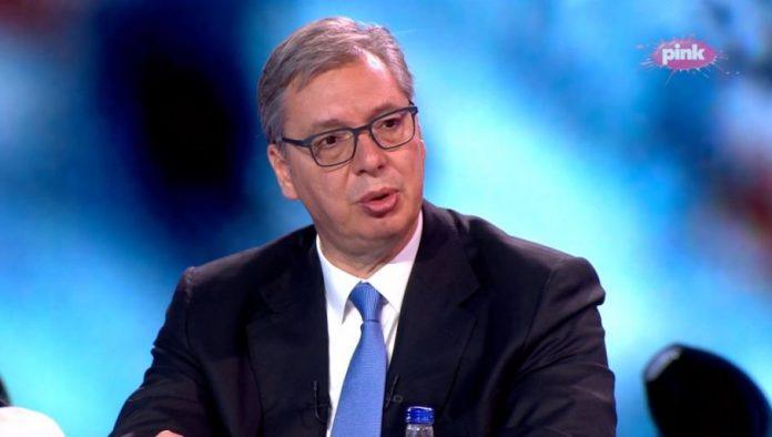 vucic-najavio-ogromna-ulaganja-u-zdravstvo:-specijalni-program-za-jug-srbije,-69-bolnica,-skeneri-i-mamografi-u-svakom-gradu