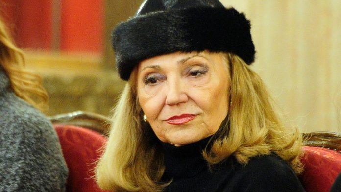 prava-je-lepotica-i-svi-je-znate-iz-hit-serije-ova-mlada-glumica-je-unuka-ljiljane-stjepanovic,-od-malih-nogu-je-na-sceni-(foto)