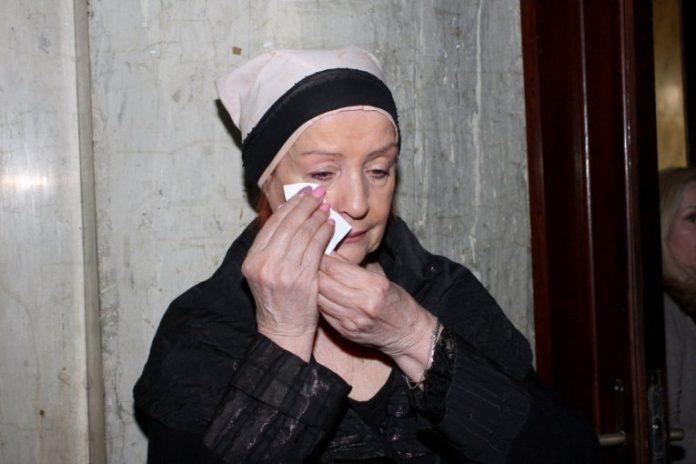 da-se-najezis-–-bivsi-muz-nase-pevacice-priredio-pravi-horor!-jedva-uspela-da-se-iscupa-iz-njegovih-kandzi-tada,-detalji-lede-krv-u-zilama!