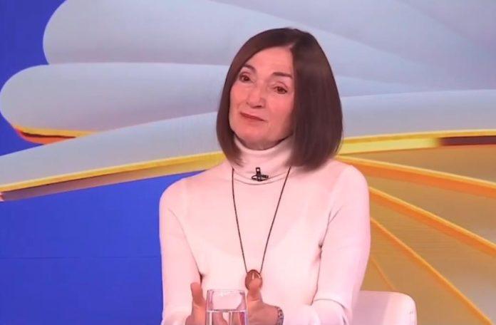 “a-nije-im-smetao-transparent-srebrenica-je-genocid!”-smajlovic-o-tuci-blokadera-u-nisu-zbog-zastave-sa-likom-ratka-mladica-(video)