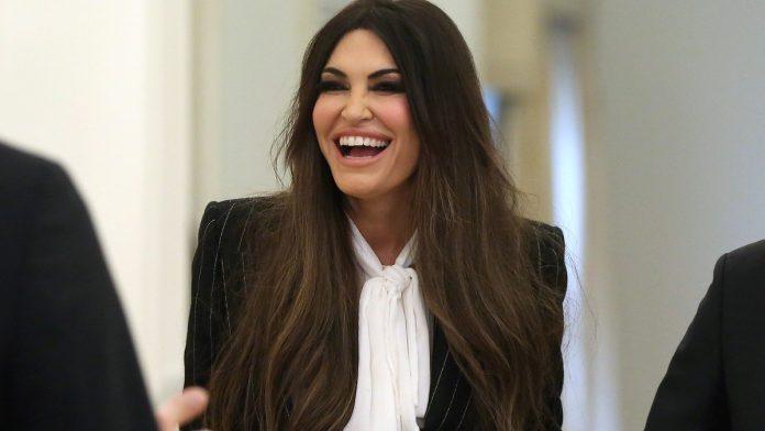 pretila-je-po-balkanu,-sad-njoj-preti-odstrel-prljav-ves-trampove-nesudene-snajke-u-javnosti,-americki-lider-besan:-izgovorio-je-samo-tri-reci