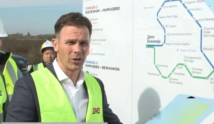 uzivo-mali-obilazi-stanicu-metroa-bele-vode-ovo-je-4-stanica-1.-linije-metroa-od-zeleznika,-“krtica”-je-vec-na-granici-s-rumunijom,-cekamo-da-se-dunav-podigne