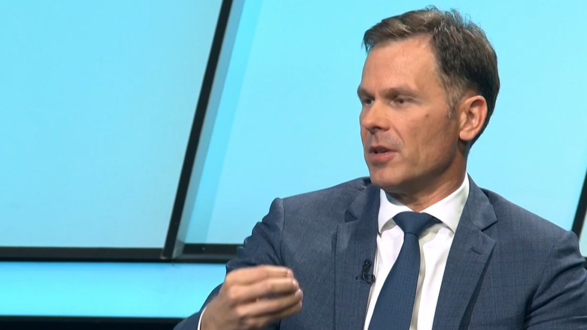 “srbija-raste-tri-puta-brze-od-evrozone”-sinisa-mali-u-predizbornoj-debati-sa-predstavnikom-“studentske-liste”:-“gradani-danas-mnogo-bolje-zive” “srbija-raste-tri-puta-brze-od-evrozone”-sinisa-mali-u-predizbornoj-debati-sa-predstavnikom-“studentske-liste”:-“gradani-danas-mnogo-bolje-zive”