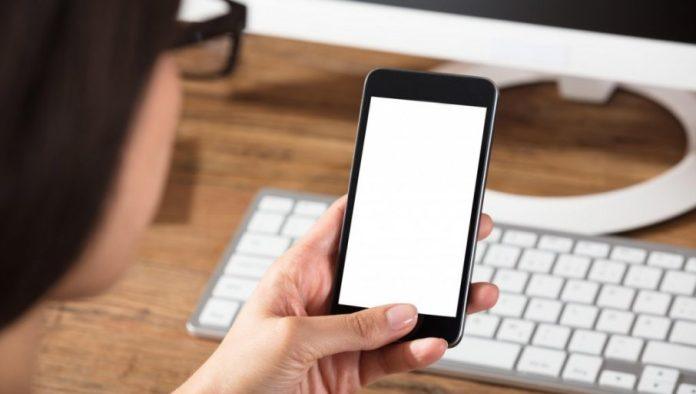 ne-stizu-vam-sms-poruke-iz-banke?-nbs-otkrila-sta-banke-moraju-besplatno-da-omoguce-gradanima