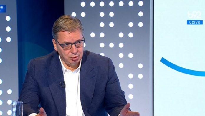 vucic-najavio:-ako-pobedimo-nece-biti-politike-na-fakultetima