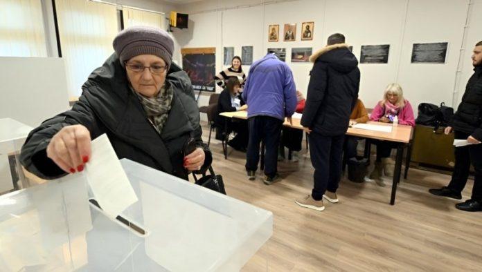 veliko-interesovanje-u-sad-za-izbore-u-srbiji:-ocekuje-se-oko-40-americkih-posmatraca-povezanih-sa-vise-od-20-organizacija