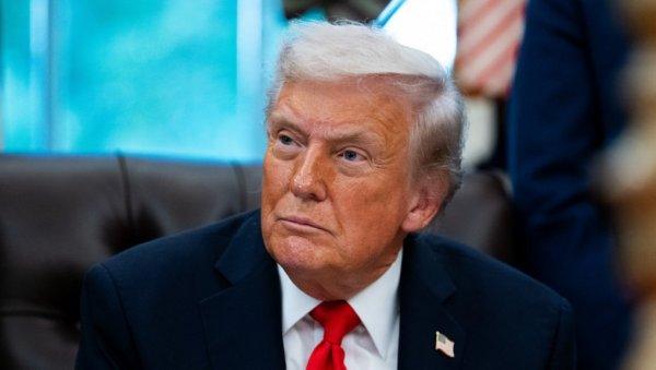 pogubljenje-(ne)ce-emitovati-uzivo?-evo-sta-je-donald-tramp-odlucio-o-prenosu-streljanja-bivseg-majora pogubljenje-(ne)ce-emitovati-uzivo?-evo-sta-je-donald-tramp-odlucio-o-prenosu-streljanja-bivseg-majora