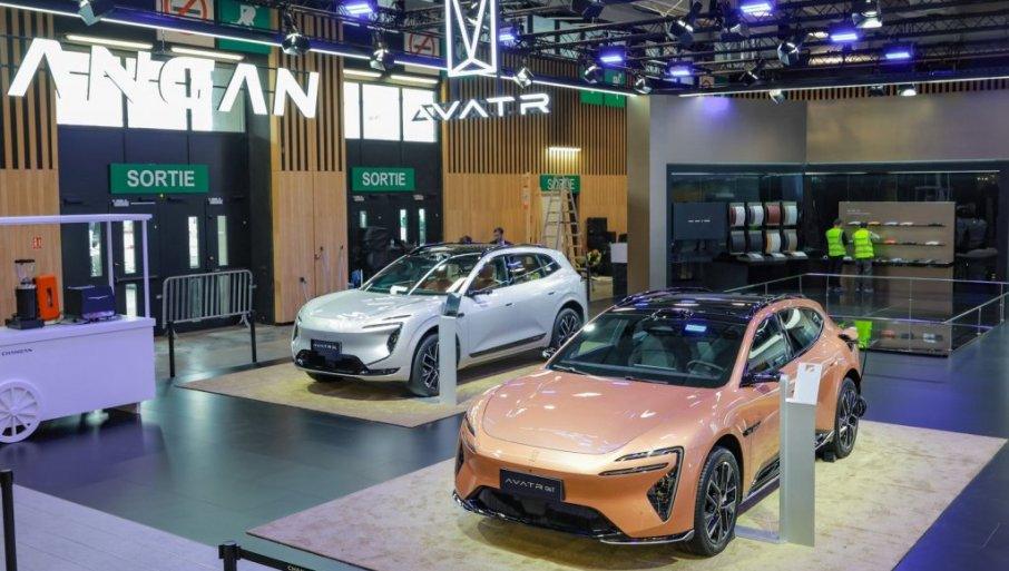 avatr-donosi-automobile-buducnosti-u-evropu-i-srbiju:-tehnoloski-giganti-u-sluzbi-luksuza-novog-doba avatr-donosi-automobile-buducnosti-u-evropu-i-srbiju:-tehnoloski-giganti-u-sluzbi-luksuza-novog-doba