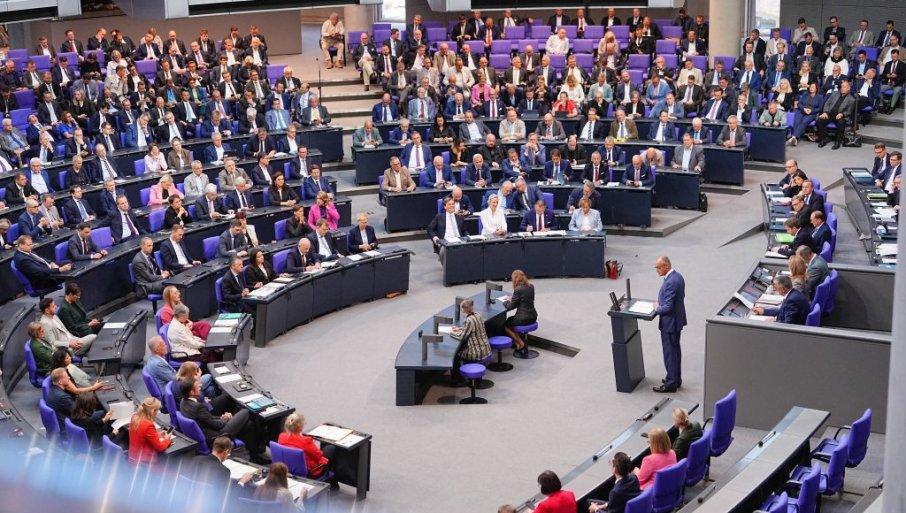 adisu-ahmetovicu-ukinut-imunitet:-lobista-za-takozvano-kosovo-obuhvacen-istragom-o-korupciji adisu-ahmetovicu-ukinut-imunitet:-lobista-za-takozvano-kosovo-obuhvacen-istragom-o-korupciji