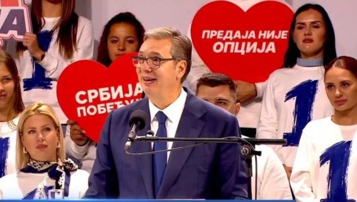 “ne-treba-nista,-samo-pobedi”-najmocnija-poruka-iz-novog-sada:-upucena-je-vucicu-i-jasno-pokazuje-sta-narod-misli