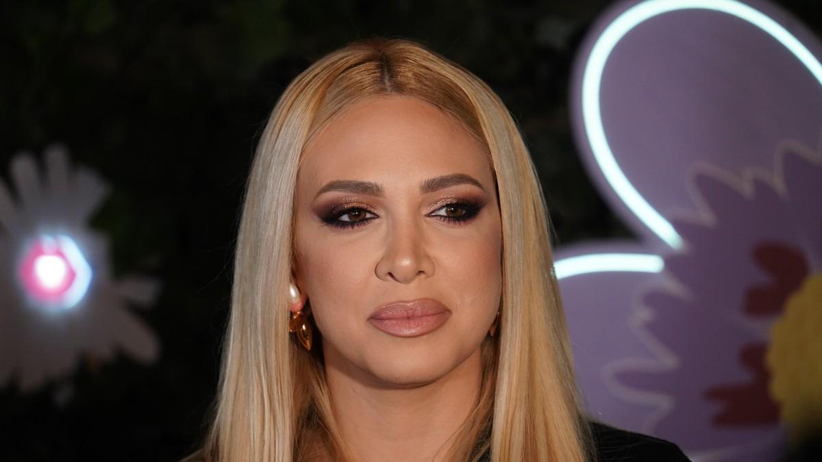 “mama-nas-je-naucila-kako-da-budemo-jake”-sestra-milice-todorovic-podelila-sliku-sa-slavlja:-“zauvek-smo-tu-jedna-za-drugu”-(foto) “mama-nas-je-naucila-kako-da-budemo-jake”-sestra-milice-todorovic-podelila-sliku-sa-slavlja:-“zauvek-smo-tu-jedna-za-drugu”-(foto)
