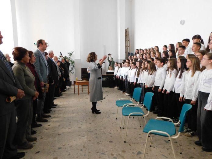 skola-koja-ima-dusu-os-“anta-bogicevic”-iz-loznice-obelezila-231.-rodendan-(foto)