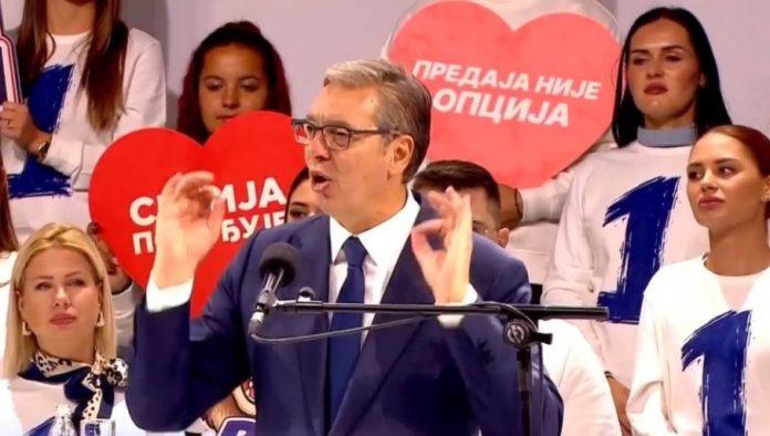 vuciceva-mocna-poruka-odzvanja-novim-sadom:-novi-sad-je-srbija,-srpska-atina,-bio-je-i-uvek-ce-biti!-ne-damo-nijedan-grad,-ne-damo-im-srbiju!