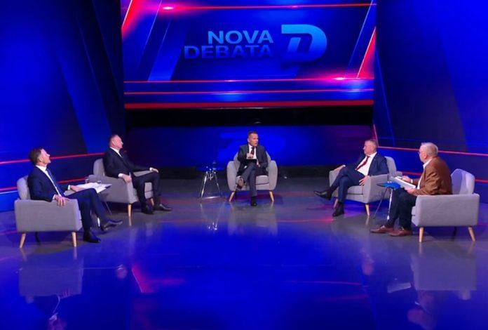 sibicarska-predstava-uzivo!-kako-izgleda-debata-po-meri-blokadera:-uglavnom-pobegnu,-a-kada-dodu-na-svoju-tv-–-prete,-gase-mikrofon-a-na-kraju-i-svetlo
