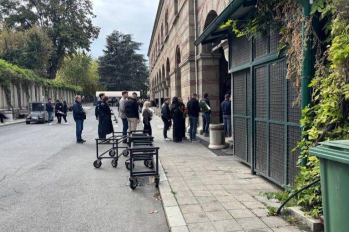 potresne-scene-na-kremaciji-vladimira-vuletica:-ovome-se-malo-ko-nadao-(foto)