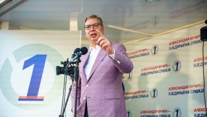 “dodi-gintere-na-tv-duel,-cekam-te-na-bilo-kom-jeziku”-vucic-iz-krusevca:-neka-zastupa-studentsku-listu-i-svog-srdanovica-koji-ne-sme