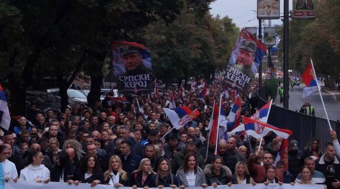 preko-8.500-ljudi-u-setnji-naprednjaka-u-nisu:-pavlovic-i-lazarevic-pozvali-na-zavrsni-skup-“ujedinjene-srbije”-(foto)