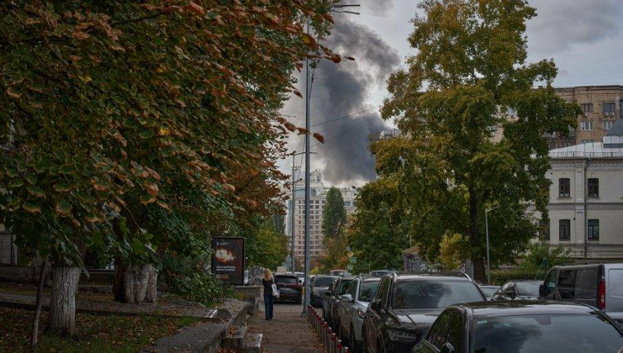 prolece-usred-jeseni:-visoke-temperature-pa-nagli-pad,-evo-kada-stize-hladni-talas-u-srbiju prolece-usred-jeseni:-visoke-temperature-pa-nagli-pad,-evo-kada-stize-hladni-talas-u-srbiju