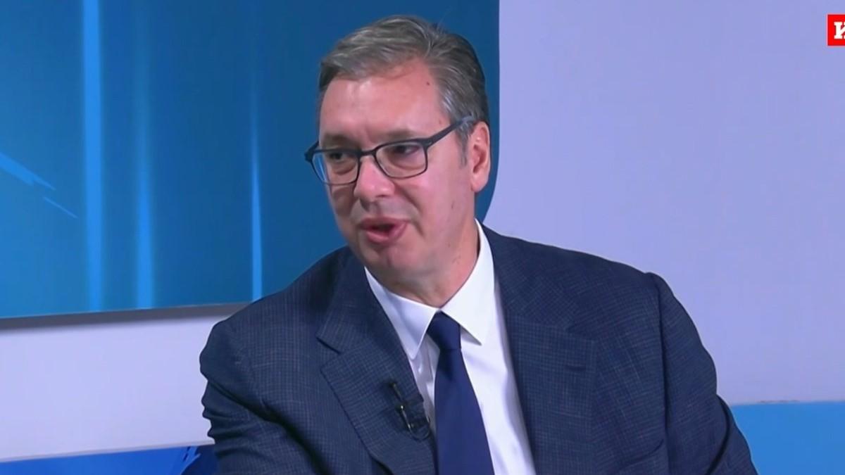 “ovo-je-cist-fasizam”-vucic-o-zabrani-televizije-n1-da-gostuje-kod-njih:-“to-je-trebalo-da-traje-samo-24-minuta,-osecam-se-kao-neko-kome-su-stavili-zutu-traku” “ovo-je-cist-fasizam”-vucic-o-zabrani-televizije-n1-da-gostuje-kod-njih:-“to-je-trebalo-da-traje-samo-24-minuta,-osecam-se-kao-neko-kome-su-stavili-zutu-traku”