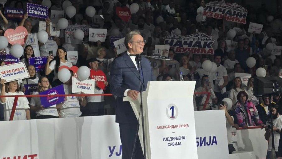 vucic-obecao-nove-investicije:-ako-postanem-premijer-krece-izgradnja-nove-opste-bolnice,-bazen vucic-obecao-nove-investicije:-ako-postanem-premijer-krece-izgradnja-nove-opste-bolnice,-bazen
