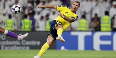 dok-juri-1.000-golova,-ronaldo-napravio-neocekivan-kiks-u-saudijskoj-arabiji!-(video) dok-juri-1.000-golova,-ronaldo-napravio-neocekivan-kiks-u-saudijskoj-arabiji!-(video)