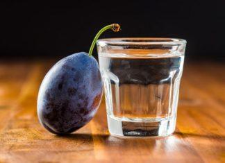RAKIJA, ROKENROL I VEŠTAČKA INTELIGENCIJA: Sprema se spektakl u Šumadiji rakija,-rokenrol-i-vestacka-inteligencija:-sprema-se-spektakl-u-sumadiji