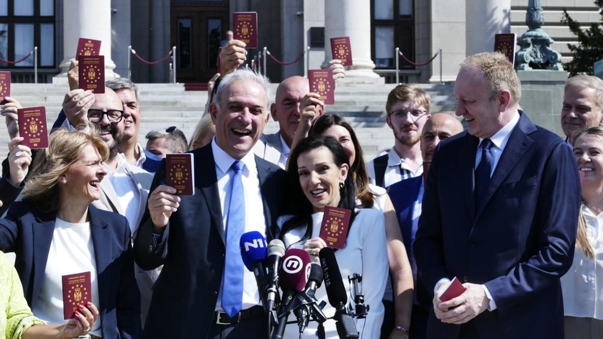 “evropska-srbija”:-proslo-je-tacno-6.750-dana-od-potpisivanja-ssp “evropska-srbija”:-proslo-je-tacno-6.750-dana-od-potpisivanja-ssp