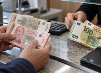 Da li građani Srbiji masovno kupuju evre ovih dana? NBS objasnila razliku u kursu, ali i koliko novca gubite ako milion dinara pretvorite u devize da-li-gradani-srbiji-masovno-kupuju-evre-ovih-dana?-nbs-objasnila-razliku-u-kursu,-ali-i-koliko-novca-gubite-ako-milion-dinara-pretvorite-u-devize