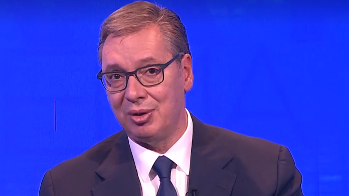 “strasna-laz”-vucic:-“objavili-su-falsifikovani-dokument-gde-sam,-toboze,-pomilovao-ljude-vezano-za-aferu-nadstresnica”