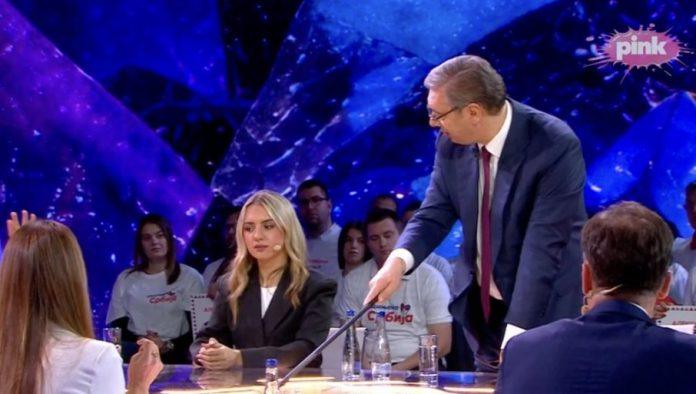 vucic:-moramo-da-uradimo-bolnice-svuda-za-dve-godine,-ulozicemo-1,3-milijarde-evra
