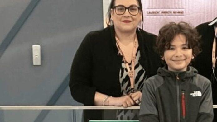 poceo-je-da-skuplja-flase-sa-tri-godine,-do-13.-rodendana-reciklirao-je-1,6-miliona-komada:-prica-decaka-koji-je-od-otpada-napravio-posao