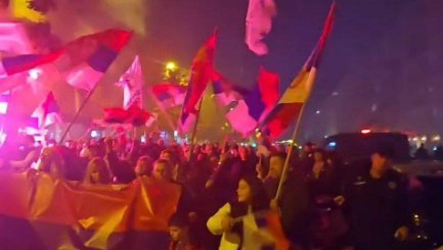 skup-liste-”aleksandar-vucic-–-ujedinjena-srbija”-na-cukarici skup-liste-”aleksandar-vucic-–-ujedinjena-srbija”-na-cukarici