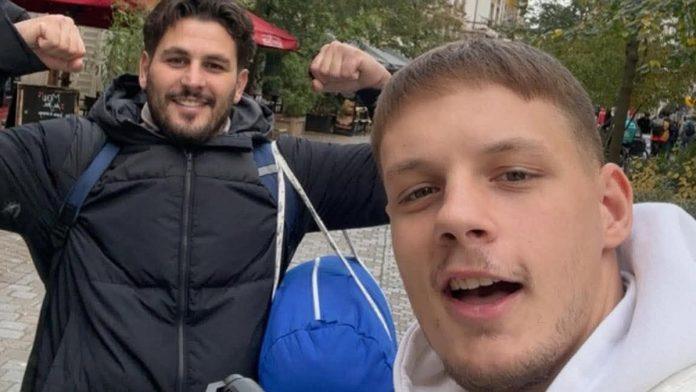 “rekli-su-nam-da-smo-ludi,-a-mi-obisli-15-gradova-za-10-dana!”:-andrija-i-milos-na-put-krenuli-sa-20-evra,-spavaju-po-klupama,-sisaju-ljude-po-nemackoj-da-prezive,-ali-njima-super