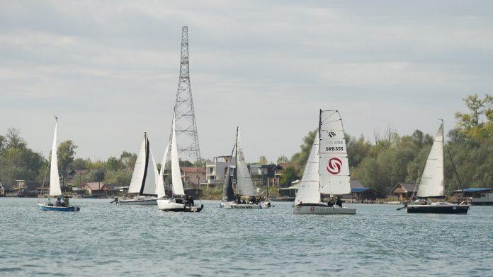jedrenje,-ekologija-i-jesenji-spektakl-na-savi:-odrzana-jos-jedna-regata-uz-podrsku-fondacije-mozzart