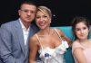 JOVANA JEREMIĆ SA ĆERKOM LEOM I TIGROM NA SVADBI Voditeljka blista u belom: “Najveće blago u životu je porodica” jovana-jeremic-sa-cerkom-leom-i-tigrom-na-svadbi-voditeljka-blista-u-belom:-“najvece-blago-u-zivotu-je-porodica”